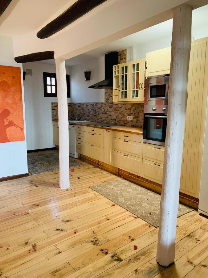 Beautiful 3-Bed Vacation House In Mácher Esterno foto