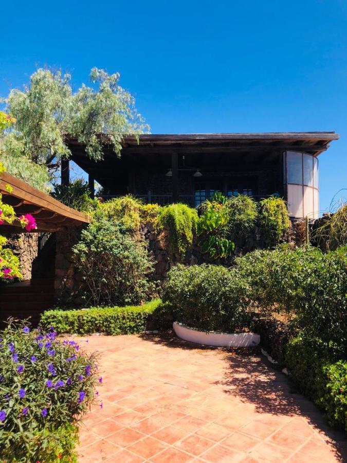 Beautiful 3-Bed Vacation House In Mácher Esterno foto